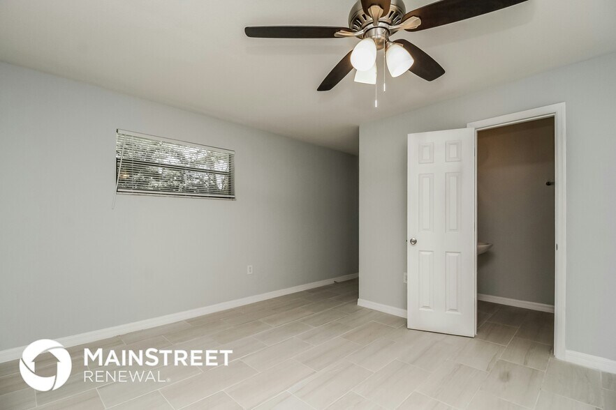 Building Photo - 613 Katherine Ave