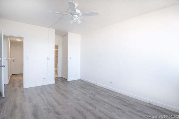 Building Photo - 7441 Wayne Ave