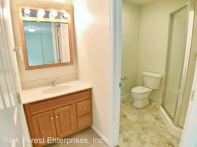 Building Photo - 3 br, 2.5 bath House - 138 Kenley Court