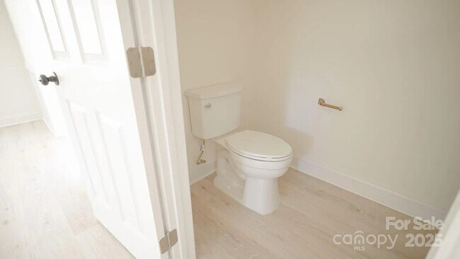 Building Photo - Earn Wealth While Leasing - Like a Homeowner - Lease to Own