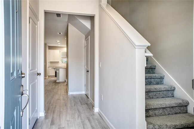 Building Photo - 14824 Outfitter St