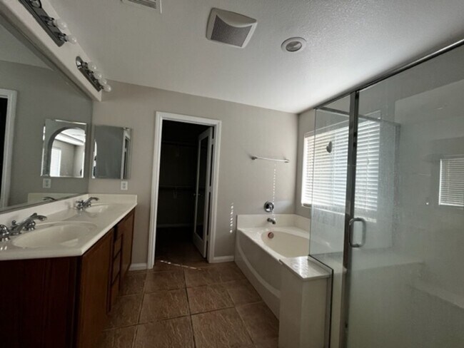Building Photo - Welcome to this stunning 3-story home loca...