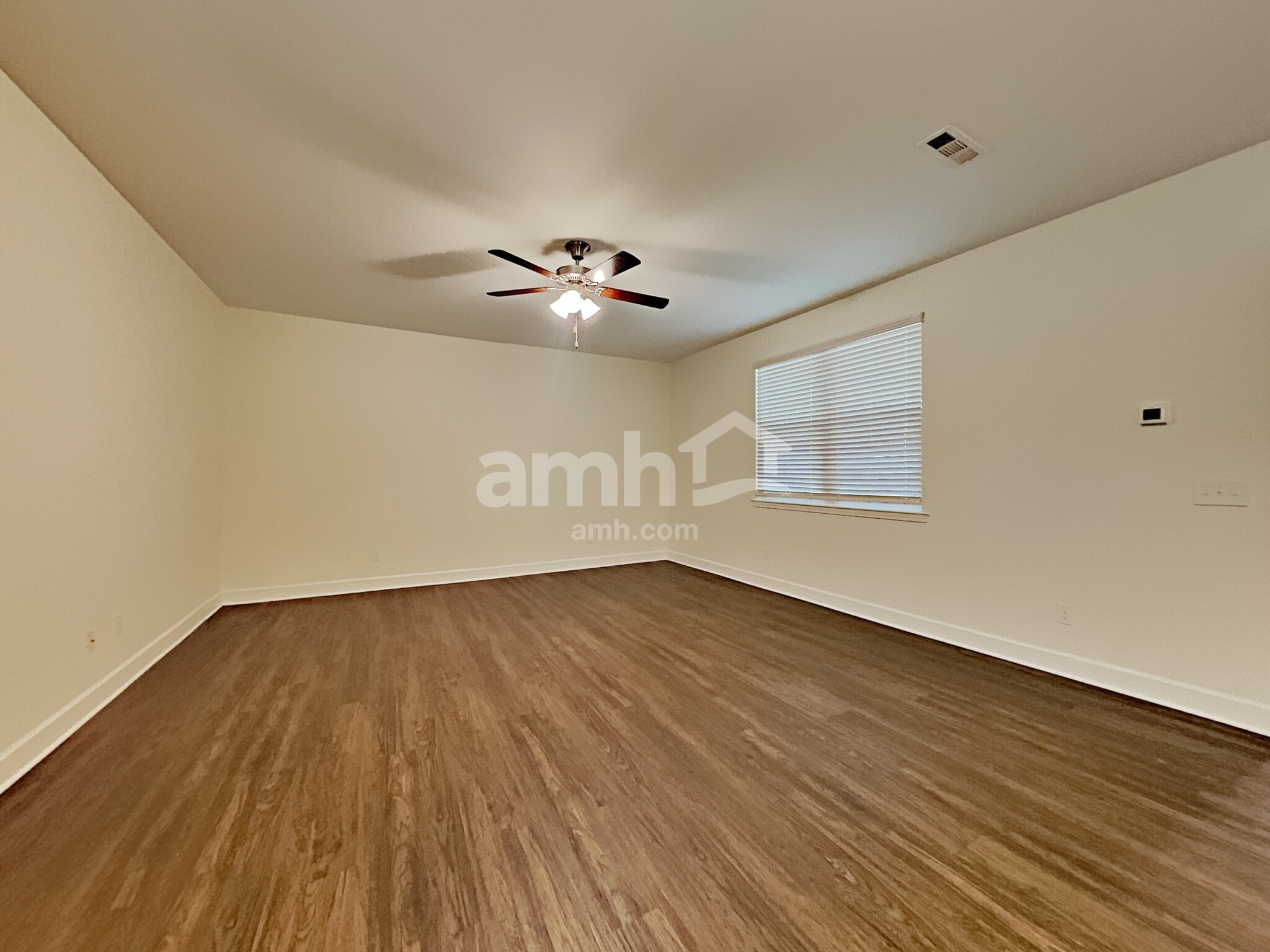 Building Photo - 6001 Trailwater Dr