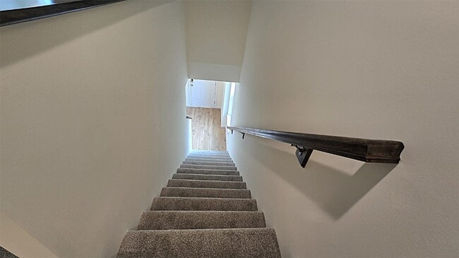 Building Photo - 431 Sunset Hollow Drive