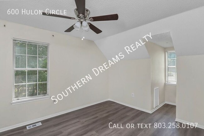 Building Photo - 600 Hulon Ct