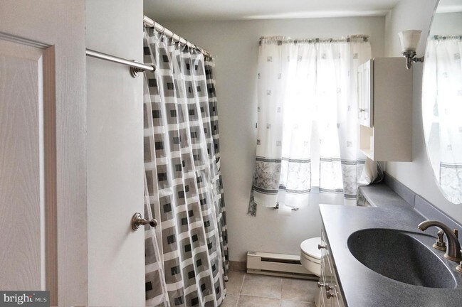 Building Photo - 106 Fellowship Rd