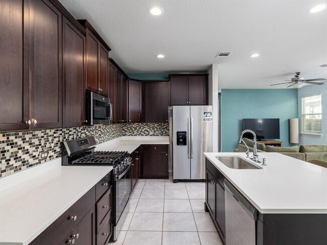 Building Photo - 1919 Rinker Ranch Dr