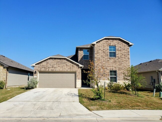 Building Photo - 4 BR / 3 BA - 2175 SF in Seguin - Arroyo Ranch!!!