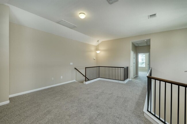 Building Photo - 13400 Briarwick Dr