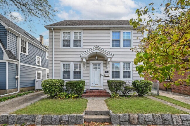 Primary Photo - 181 Park Ave