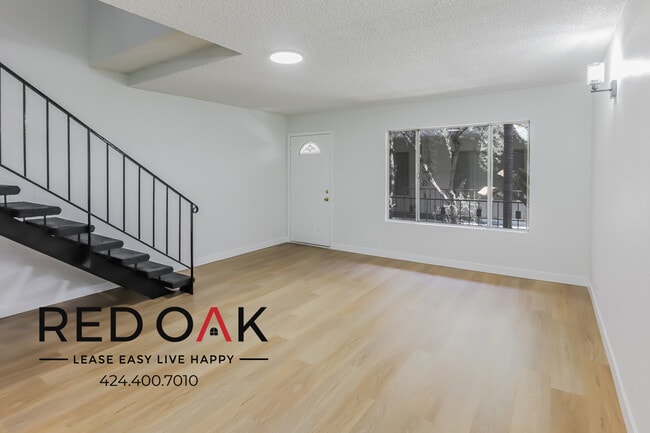 Building Photo - 4737 Orion Ave