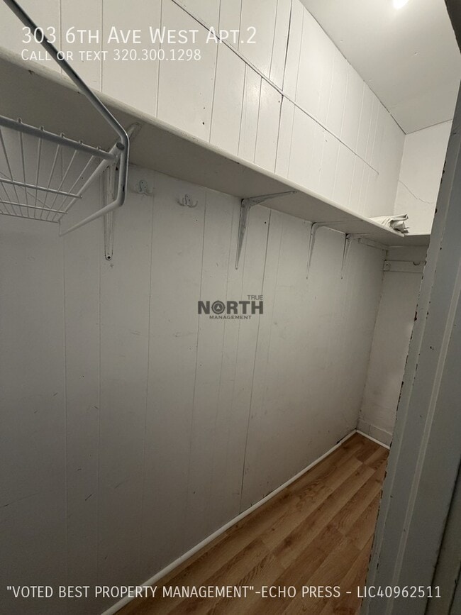 Building Photo - 303 6th Ave W