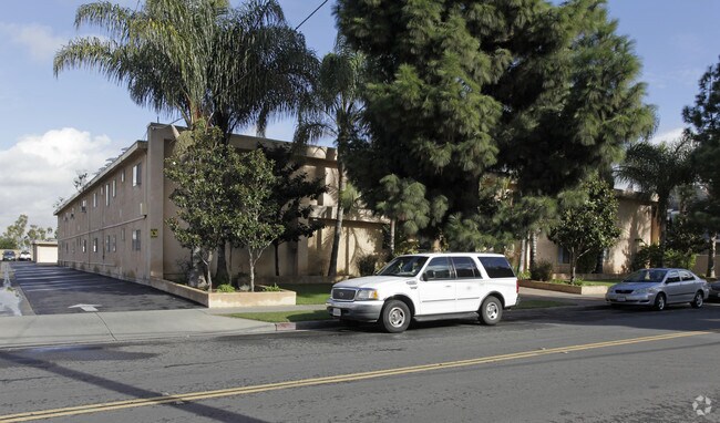 Primary Photo - Park Place Apartments