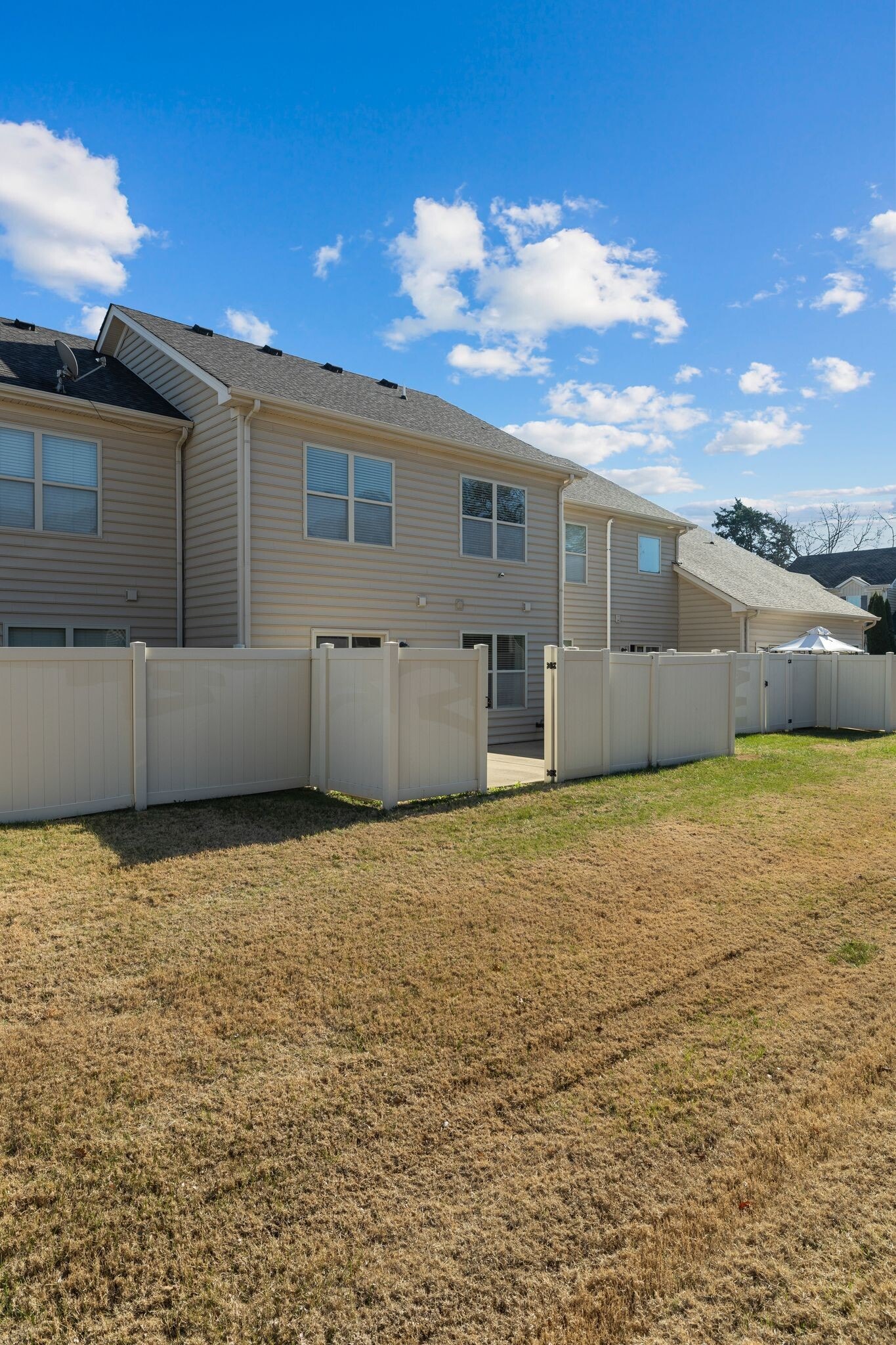 Building Photo - 911 Keepsake Diamond Ln