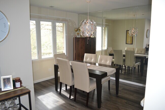 Building Photo - 2013 Ammer Ridge Ct