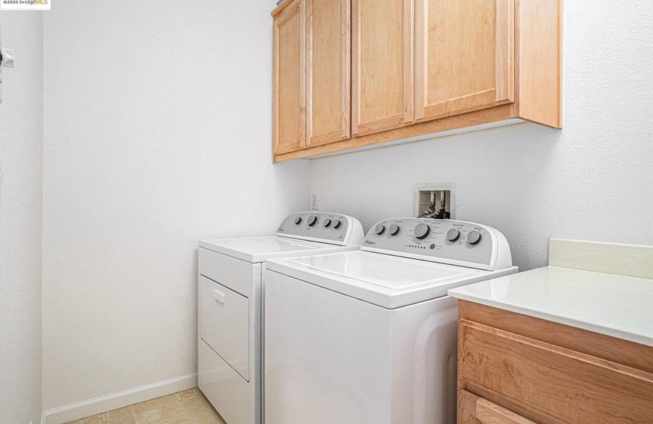 Building Photo - 722 Bentley Ct