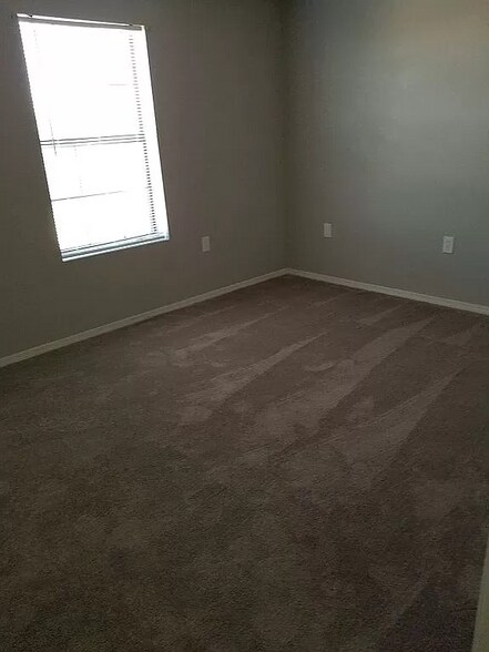 Building Photo - 810 Santa Cruz Dr