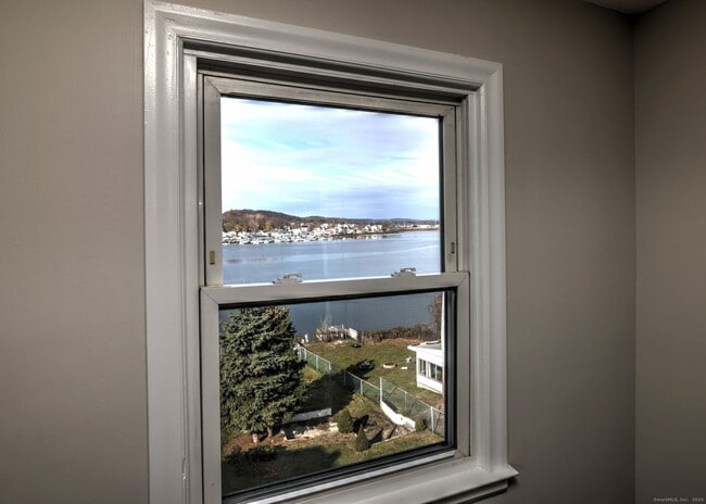 Building Photo - 800 Quinnipiac Ave