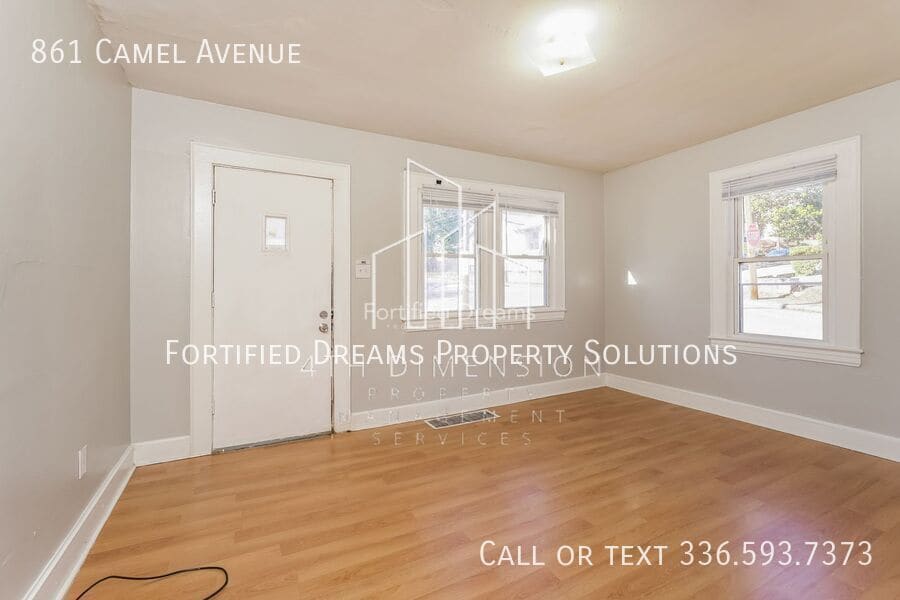 Building Photo - 861 Camel Ave