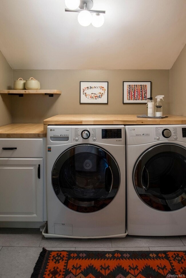 Building Photo - 42 Lake Pleasant Rd