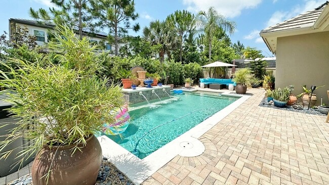 Building Photo - Elegant 4-Bedroom Home in Turtle Creek with Resort-Style Pool