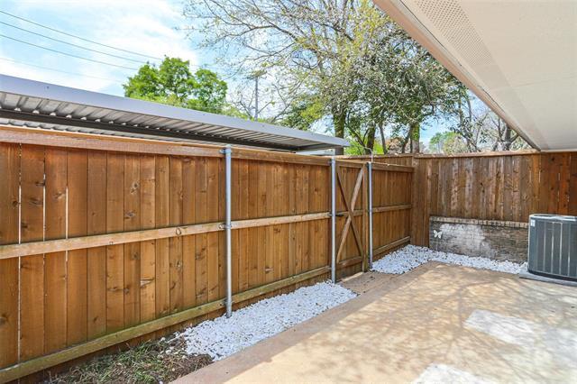 Building Photo - 13706 Flagstone Ln