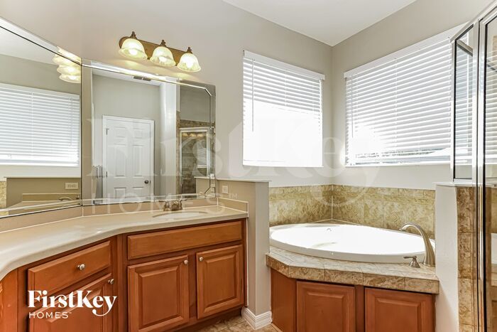Building Photo - 6221 Beldon Dr