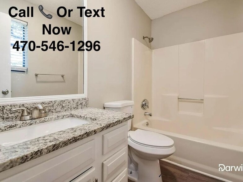 Building Photo - 5781 Macedin Dr