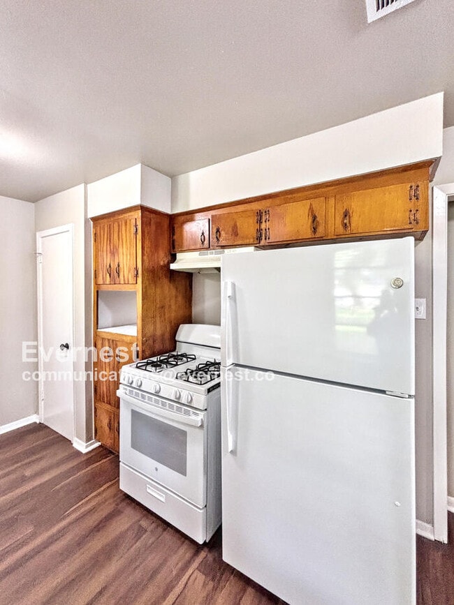 Primary Photo - 6406 Guadalupe St