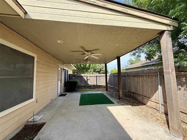 Building Photo - 8703 Weiser Dr