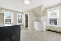 Building Photo - 29 Allen St