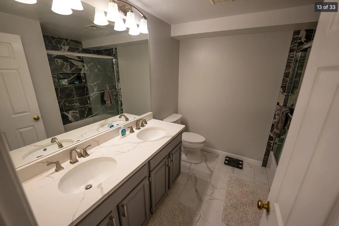 Main Bath (1.5 bathrooms) - 55 Bartemus Trl