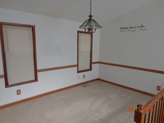 Building Photo - 7307 Bass Dr