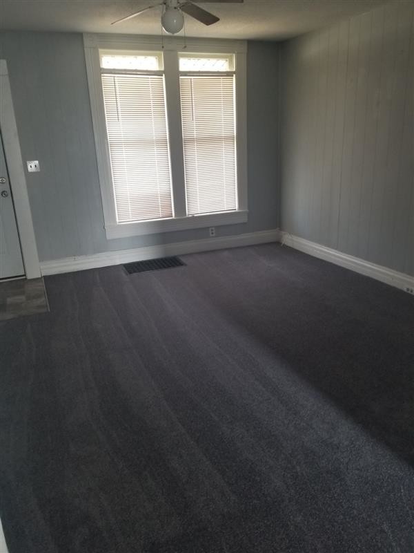 Centrally Located Close To UCM And Downtown 316 Grover St Warrensburg