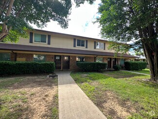 Building Photo - 212 W Val Verde Cir