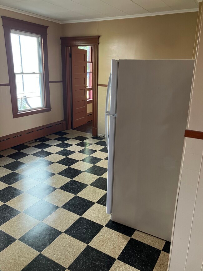 109 Rose St 109 Rose St Waterbury CT 06704 Apartment Finder