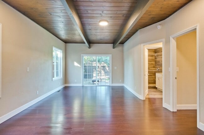Building Photo - Wow! What a Great Home! Available Soon!