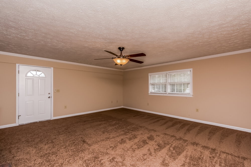 Building Photo - 7163 Bluebird Ln