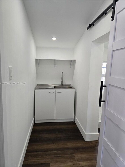 Building Photo - 3245 SW 88th Ct