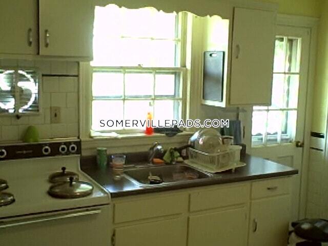 Building Photo - 279 Washington St