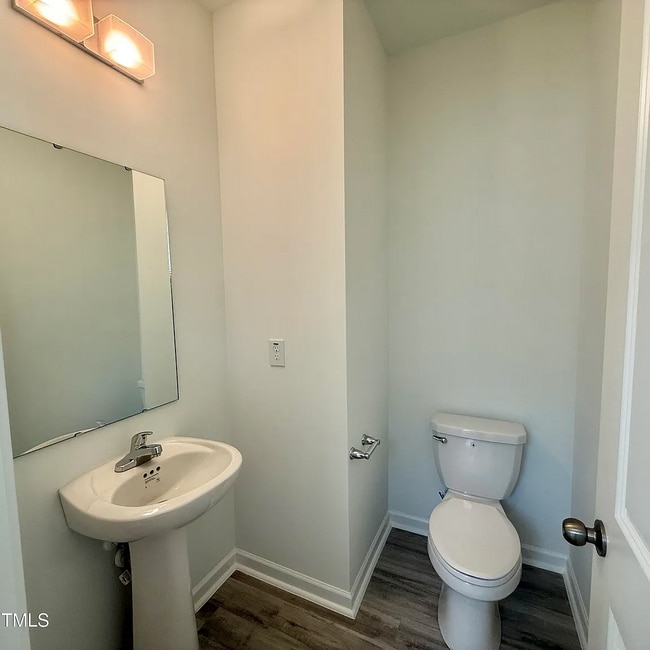 Building Photo - 350 Tormore Dr