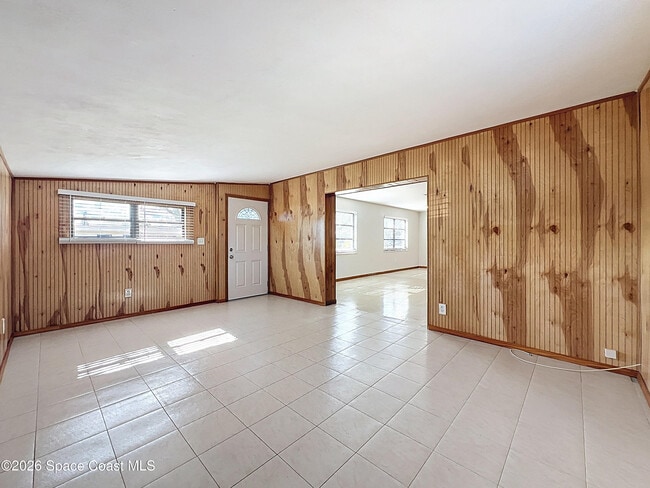 Building Photo - 260 Sabal Ave