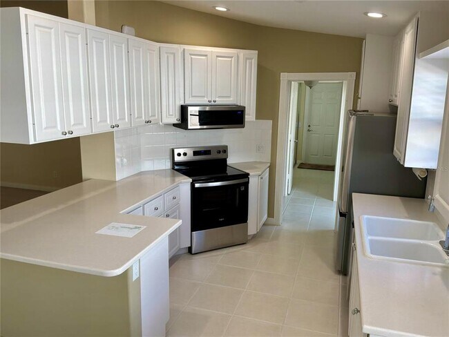 Building Photo - 5651 Modena Pl