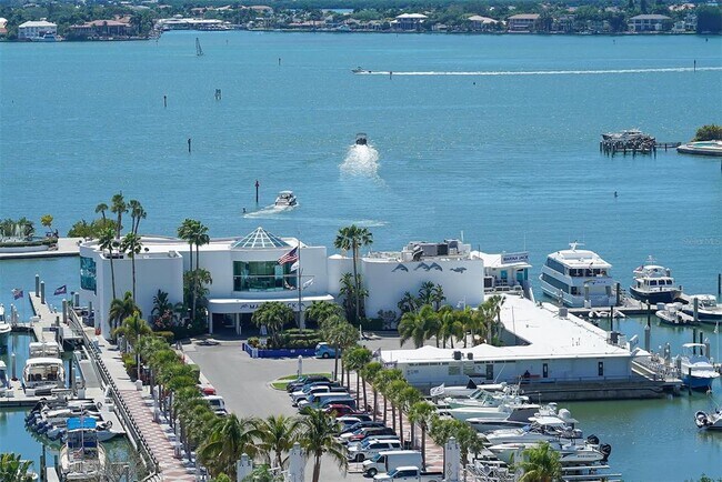 Building Photo - 101 S Gulfstream Ave