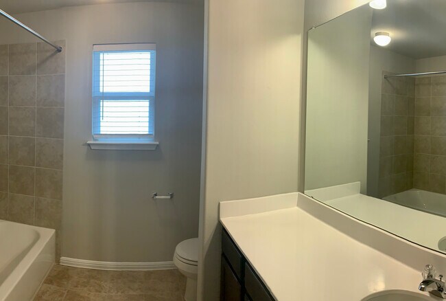 Building Photo - 10828 Jameson Dr