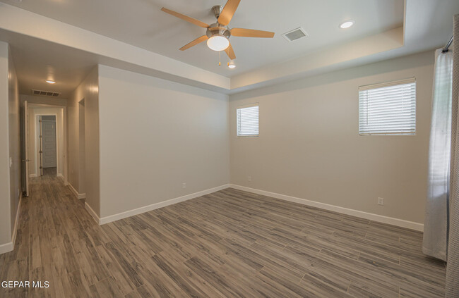 Building Photo - 13448 Emerald Rose Ct