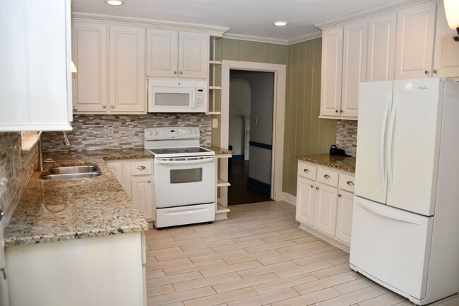 Building Photo - HERE SHE IS!!!