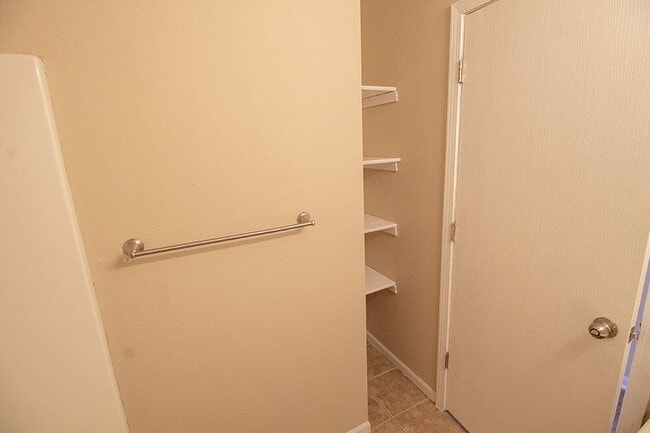 Building Photo - 5307 Currituck Ln