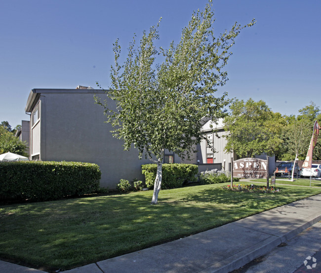 Primary Photo - Morning Glory Townhomes