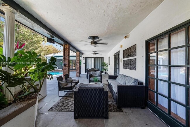 Building Photo - 11155 SW 40th St